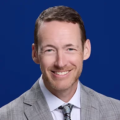 Dr_Daniel_Hutton_2025_387x387